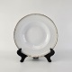 Dyb tallerken 
fra stellet 
Luna
Nr. 22
Hvidt porcelæn 
dekoreret med 
guld motiv og 
...