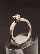 14 karat hvidguld ring  med diamant