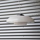 Europa pendel i 
krombelagt stål 
med skærm af 
opalhvidt og 
klart glas
Hænger i en 
wire
Design ...