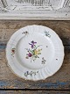 Royal 
Copenhagen Fuld 
Saksisk Blomst 
tallerken 
2. sortering
Diameter 23 
cm. 
Produceret ...