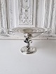 Smuk sølv skål 
på fod af C.H 
Christiansen  
Stemplet: 
C.H.C - 830s
Højde 10 cm. 
Diameter 17 cm.
