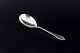 Georg Jensen, 
Danmark, ca. 
1915–1919
Stor 
serveringsske i 
mønsteret 
"Liljekonval" 
(Lily of the 
...