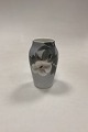 Royal 
Copenhagen Art 
Nouveau Vase - 
Rose No. 
970/88B. 1. 
Sortering med 
brændingsrevne 
på kanten, ...