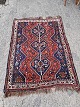 Orientalsk 
tæppe fra 
1980erne.
Det har 
brugsspor.
Længde 221cm 
Bredde 145cm