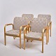 Sæt af fire 
Alvar Aalto 
armstole, model 
45. Birketræ og 
rattan. Artek, 
Finland. H: 79 
cm, B: 60 ...