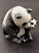 Royal 
Copenhagen  
panda  med unge 
#666 
1.sortering 
emne nr. 619854
