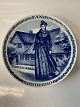 Platte Sønderho 
Fanø, Danske 
Folkedragter.
Dekorationsnummer 
776.
Diameter 19,4 
...