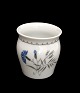 Bing & 
Grøndahl, 
Demeter, hvid. 
Kuvertvase, 
minivase. Nr. 
183A. Højde 6,5 
cm. Diameter 6 
cm. ...