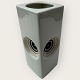 Royal 
Copenhagen, 
Moderne vase, 
4. sortering, 
højde 14,5cm, 
6x6cm, *pæn 
brugt stand*