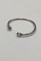 Moderne åben 
Armring i 
Sterling Sølv 
med løvehoveder
Indre bredte: 
63 mm / 2.48 
inch  
Vægt: ...