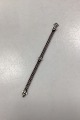 Armbånd i 
Sterling Sølv 
med ornamentik
Måler: 18,8 cm 
/ 7.40 inch
Vægt: 22,4 
gram / 0.79 oz
