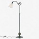 H: 150 cm
B: 25 cm
D: 55 cm
Original, 
patineret 
stand.
