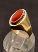 8 karat guld 
ring størrelse 
57 med koral 
fra guldsmed 
Knud Lind 
Aarhus emne nr. 
622993