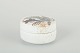 Nils Thorsson 
for Royal 
Copenhagen.
Miniature 
lågkrukke, 
1960’erne.
Lille 
lågkrukke i 
porcelæn ...