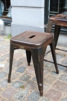 item no: Tolix taburet - afpudset