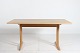 Børge Mogensen 
(1901-1972)
Shaker table 
of solid oak
with fairly 
new solid table 
...