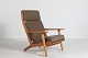 Hans J. Wegner 
(1914-2007)
Lænestol GE 
290 - høj model
Fremstillet af 
massiv lakeret 
...