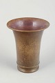 Tumulus bronze 
vase, 
1940’erne.
Klassisk Art 
Deco-vase i 
patineret 
bronze med 
konisk form og 
...