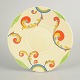 Clarice Cliff for Royal Doulton, serveringsfad.Art deco-serveringsfad i fajance med håndmalet ...