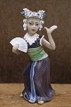Dahl Jensen orientalsk porcelænsfigur Aju Sitra. H: 18,5cm. Dekorationsnummer: DJ1322. 2.sort. ...
