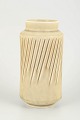 Eva Stæhr-Nielsen for Saxbo, vase.Cylinderformet vase i stentøj med lodrette, diagonalt skårne ...