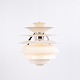 PH Snowball pendel designet af Poul Henningsen i 1958 og fremstillet af Louis Poulsen. Lampen ...