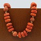Necklace of coral, with 14k gold. With round clasp in 14k gold.L. approx. 51 cm.Stamped ...