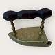 Brass iron*DKK 875