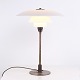 PH 4/3 bordlampe designet af Poul Henningsen og fremstillet af Louis Poulsen i 1930’erne. Lampen ...