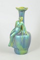 Zsolnay stor vase med figur, eosin glasur.Art nouveau vase med integreret kvindefigur i ...
