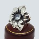 Regitze Overgaard for Georg Jensen; Blomsterring i sølv ...