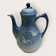 Bing & Grøndahl, Måge uden guld, kaffekande #91A, 20cm bred, 24cm høj, Design Fanny Garde, 2. ...