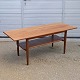 Sofabord med hyldeteak130 cm
