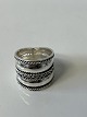 Sølv ring med flot designStemplet. 925SStørrelse 55Pæn og velholdt stand