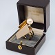 Anette Kræn; Stor ring i 14 kt. guld med perle og diamant, 0.16 ct. Ring str. 51.L. 3,7 ...