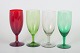 Monica Bratt for Reijmyre, sæt af fire vinglas.Fire mundblæste vinglas i kunstglas med ...