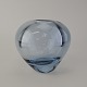 Rondo kuglevase i akva blue formgivet i år 1956Formgiver Per LütkenProducent ...
