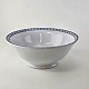 Stor skål i porcelæn fra stellet Maeva. Nr 044.Producent Pillivuyt, FranceService i glat ...