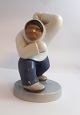 Bing & Grøndahl. Porcelænsfigur. Stående eskimo. Model 2415. Højde 19 cm. (1 sortering).