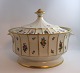 Royal Copenhagen. Henriette. Stor terrin. Model 444-8532. Diameter 28,5 cm. Højde 22,5 cm (1 ...