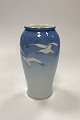 Bing og Grøndahl Måge med Guld Vase No. 203 eller 682Måler 21,5 cm / 8.46 inch
