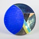 Helen Gibson, unikt kunstglasfad "Mosaik".Rundt kunstglasfad i flerfarvet glas med ...