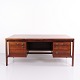 Skrivebord i palisander designet af Arne Vodder og fremstillet af Sibast Furniture i 1960erne. ...