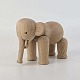 Figur i egetræ med motiv af en elefant med bevægelig snabel. Figuren kommer med original boks og ...