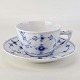Stor tekop eller morgenkop med underkop i porcelæn fra stellet Blåmalet. Nr. 75 og ...