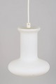 Holmegaard loftlampe.Elegant loftlampe i mundblæst opalglas med bløde, organiske former og ...
