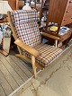 Hans J. Wegner lænestol Model GE 290 Egetræ Høj model OBS. Denne står i vores butik ...