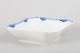 Royal Copenhagen Prinsesse, firkantet skål.Elegant firkantet skål i hvidriflet porcelæn med ...