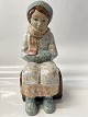 Figur, Siddende pige, Spanien vintageArtistica Levantina Spain porcelænsfigurHøjde 26,5 ...