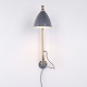 Bestlite væglampe model BL6 designet af Robert Dudley Best i 1930'erne og produceret af Gubi. ...